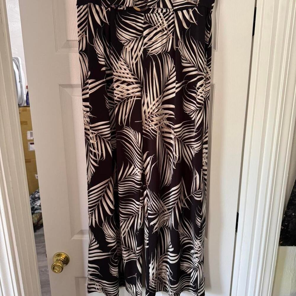 The Wide Leg black and white palm leaf print pants- Size Women's Large